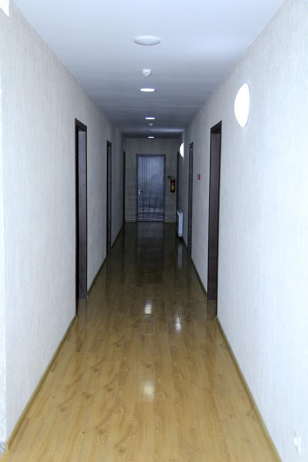 Iveria Hotel Khashuri ภายนอก รูปภาพ